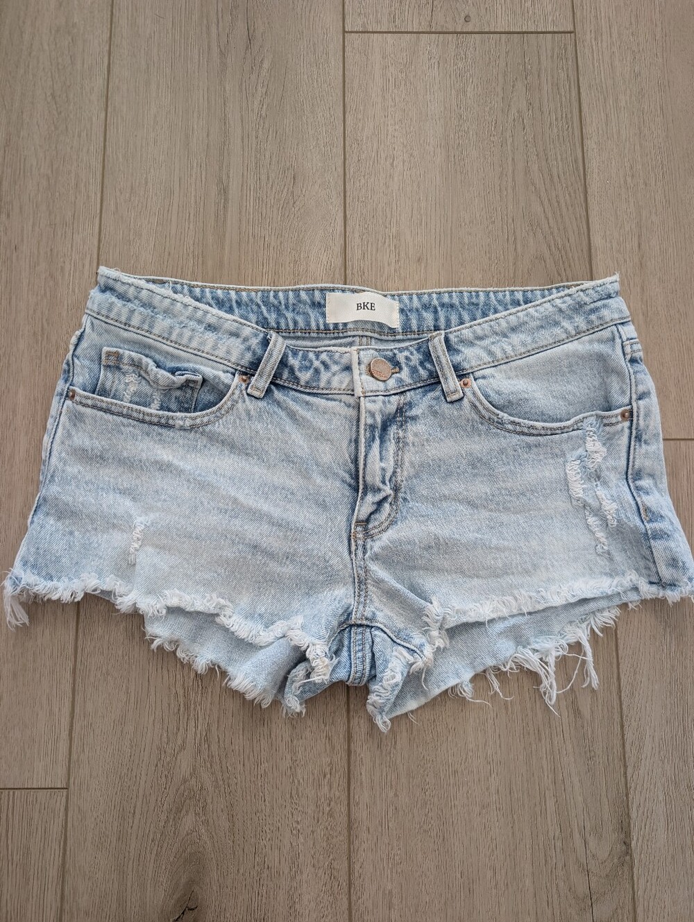 BKE Stella Low Rise Shorts | Light Wash Denim Cutoff Shorts with Frayed Hem